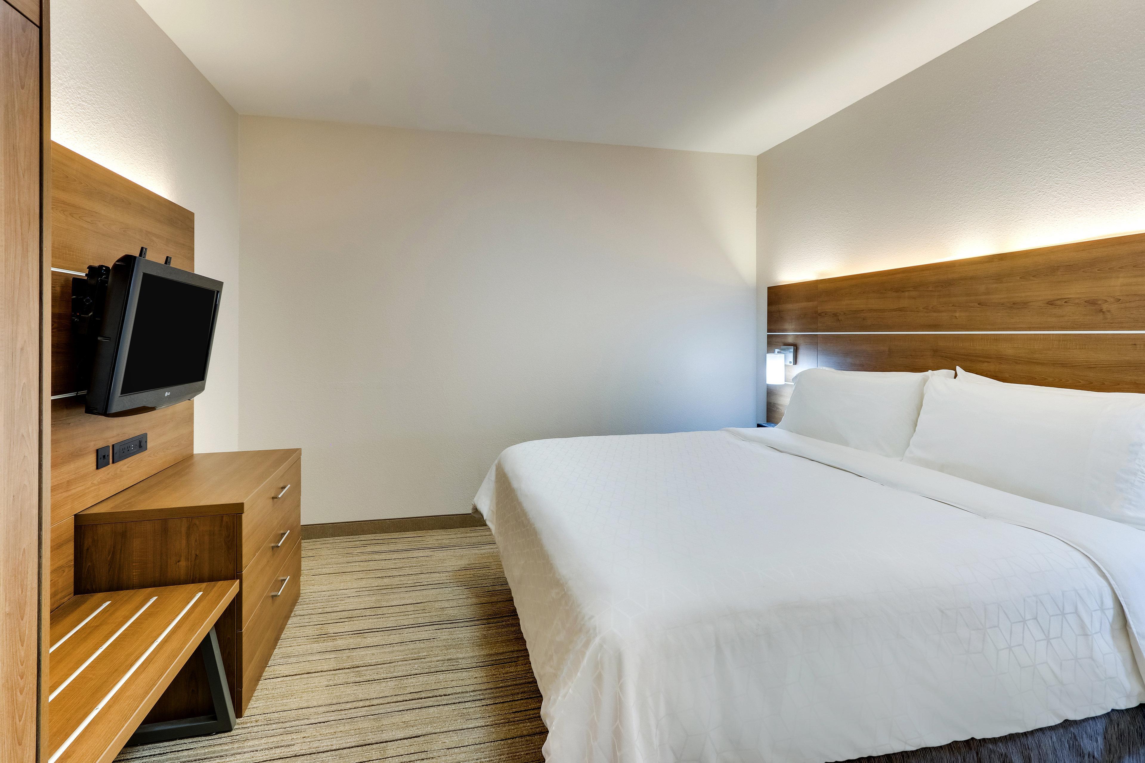 Holiday Inn Express & Suites Waxahachie By Ihg Exterior photo